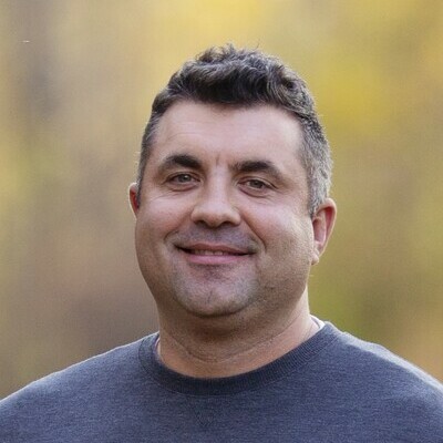 Photo of Dan Requa